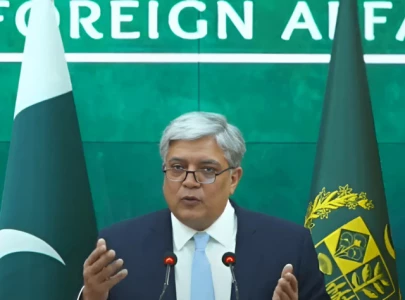 pakistan condemns israeli attacks on gaza during ceasefire