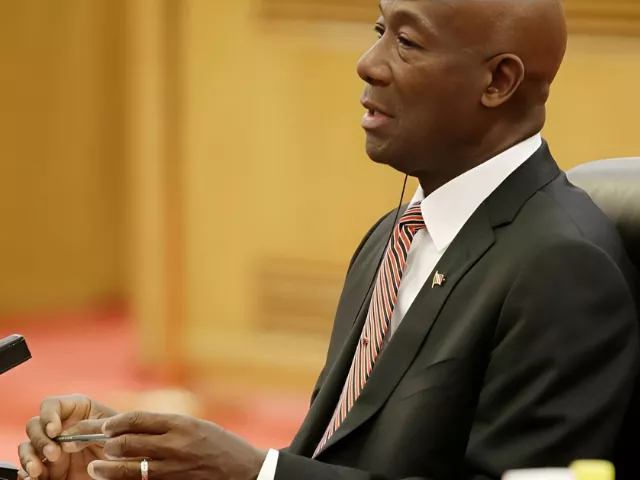 trinidad and tobago declares state of emergency amid surge in violence