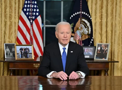 biden warns of growing oligarchy and stresses democracy in farewell speech