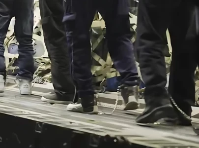 indians express anger over us deportees arriving in handcuffs and chains