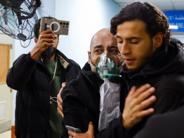 Photo: A freed Palestinian prisoner is greeted after being released from an Israeli jail as part of a ceasefire and a hostages-prisoners/Reuters