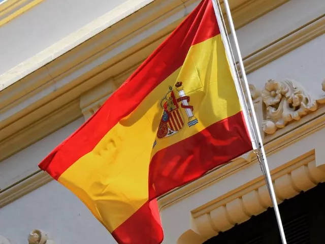spain introduces new restrictions for visitors amid growing anti tourism protests spain introduces new restrictions for visitors amid growing anti tourism protests