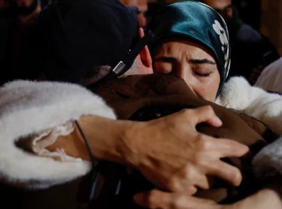 israel frees palestinian prisoners after hamas returns four hostages bodies israel frees palestinian prisoners after hamas returns four hostages bodies