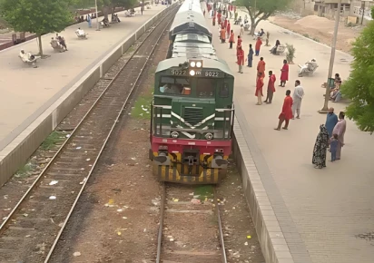 Pakistan Railways implements fare increases