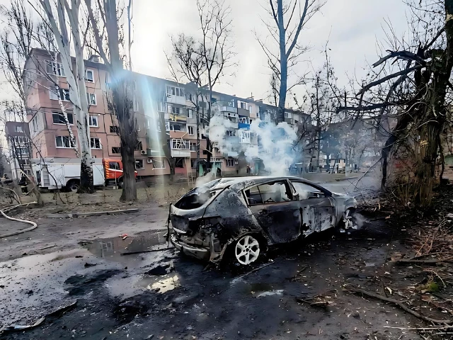 photo a burning car is seen in front of an apartment building damaged by a russian missile strike amid russia s attack on ukraine in kryvyi rih reuters photo a burning car is seen in front of an apartment building damaged by a russian missile strike amid russia s attack on ukraine in kryvyi rih reuters