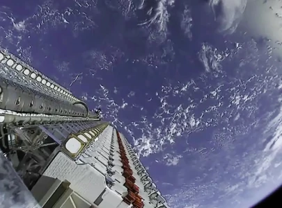 120 starlink satellites burn up in january 2025