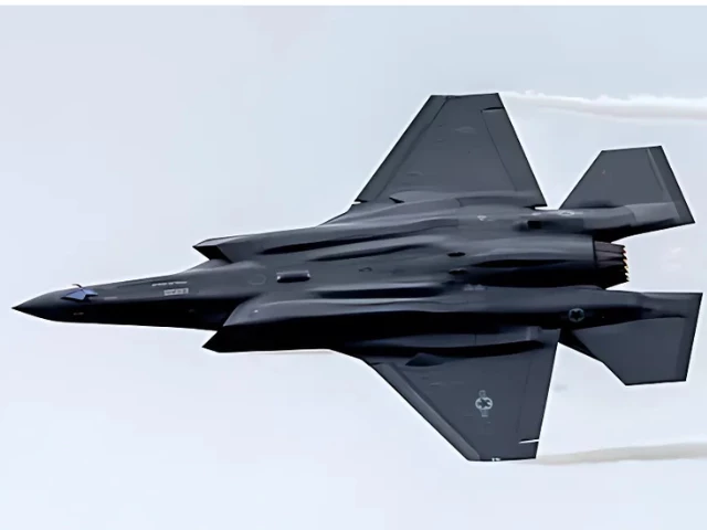watch f 35 fighter jet crashes in alaska watch f 35 fighter jet crashes in alaska