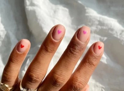 11 short nail designs perfect for valentines day