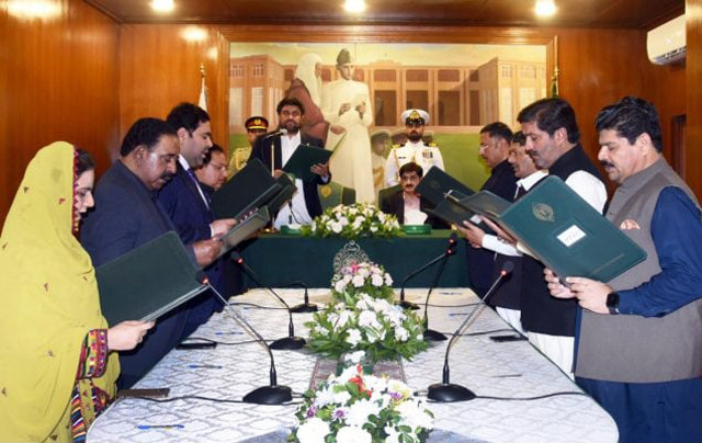 sindh cabinet members take oath photo app