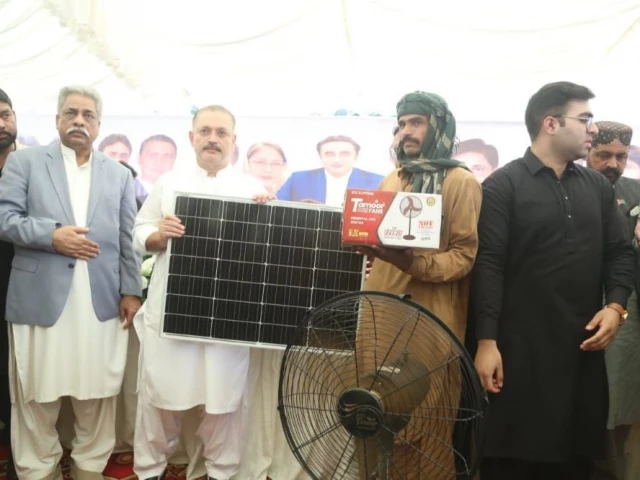 sindh s senior minister sharjeel inam memon and provincial minister for energy syed nasir hussain shah distributed solar energy setup among rural families sindh s senior minister sharjeel inam memon and provincial minister for energy syed nasir hussain shah distributed solar energy setup among rural families