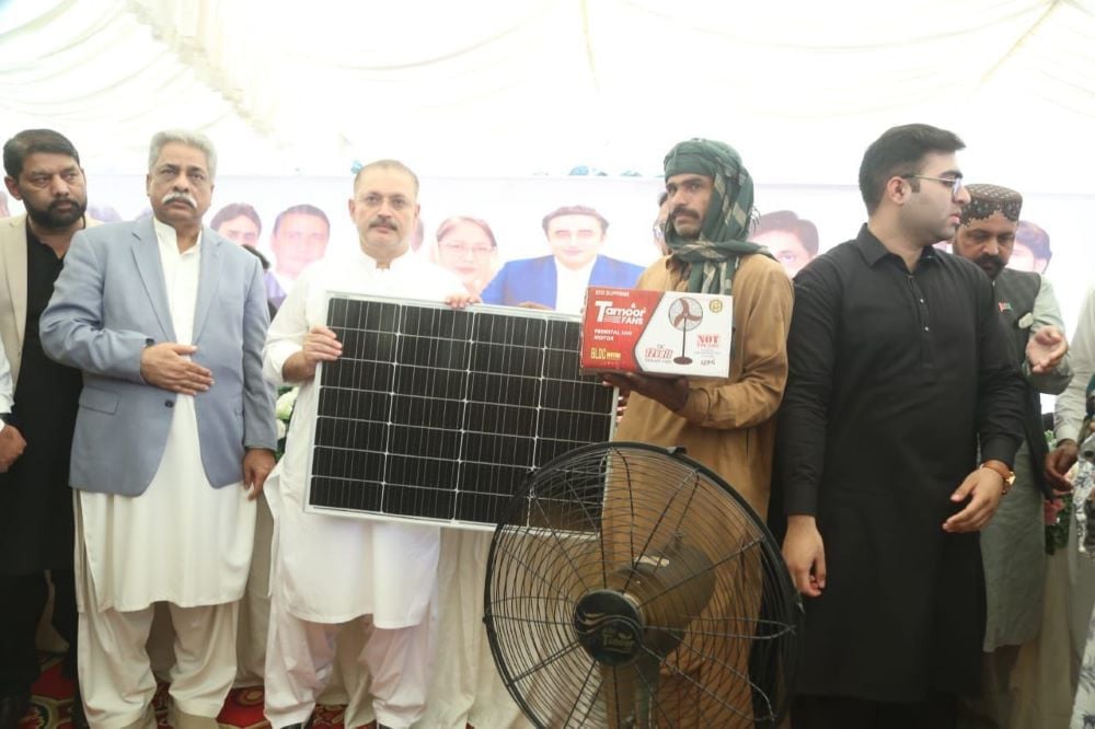 Sindh energy dept distributes solar home systems to rural families