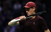 sinner cruises in paris masters opener