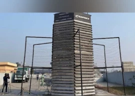 lahore s first smog control tower ineffective experts say