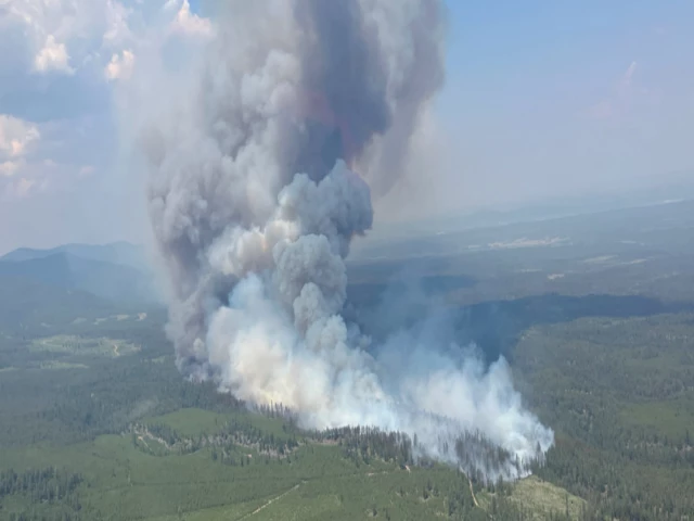 hazardous air smoke rises from the fiftynine creek wildfire west of cache creek british columbia canada photo reuters hazardous air smoke rises from the fiftynine creek wildfire west of cache creek british columbia canada photo reuters
