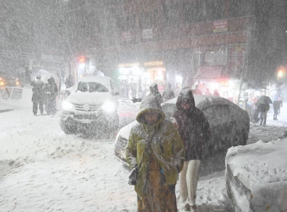 snow cripples k p 9 dead in chitral
