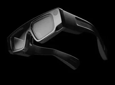 snapchat unveils new spectacles with hands free ar experience snapchat unveils new spectacles with hands free ar experience