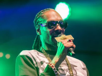 snoop dogg loses over half a million followers after performing at trump s crypto ball
