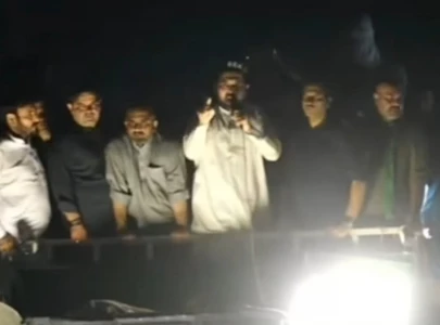 no way back afridi vows to continue pti long march as convoy reaches peshawar
