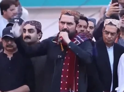 afridi vows not to leave sindh without launching street movement in karachi