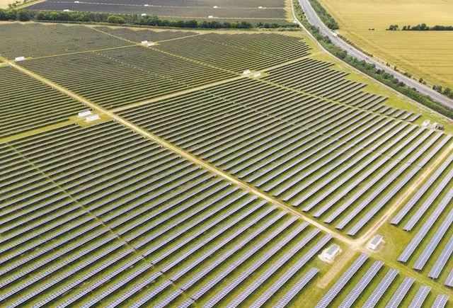 a drone view shows a solar farm beside the a11 road near balsham in eastern britain july 8 2024 photo reuters a drone view shows a solar farm beside the a11 road near balsham in eastern britain july 8 2024 photo reuters