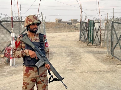 breakout of pak afghan hostilities risks turning open war into long crisis