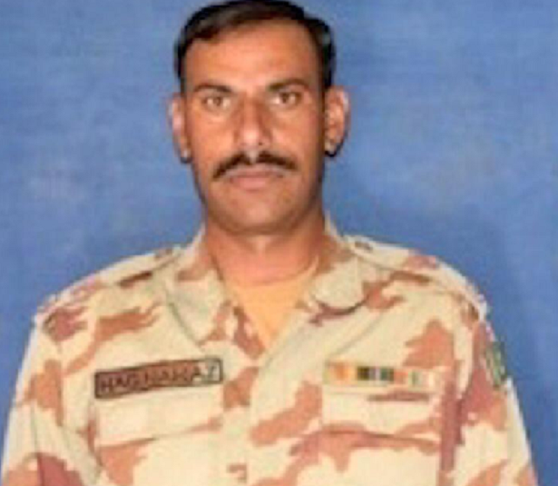 sepoy haq nawaz martyred in exchange of fire with terrorists in zhob photo ispr