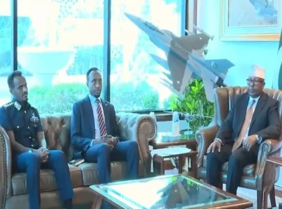 somalia s defence delegation meets naval air chiefs somalia s defence delegation meets naval air chiefs