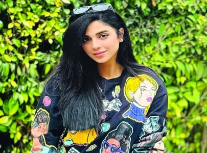 sonya warns girls about tolerating disrespect sonya warns girls about tolerating disrespect