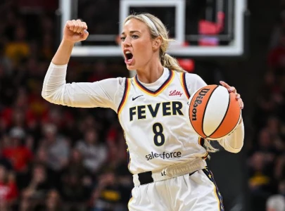 sophie cunningham ejected after retaliatory foul sparks chaos in indiana fever vs connecticut sun matchup