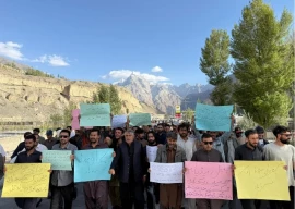 traders end 68 day sit in at pak china border after deal with government traders end 68 day sit in at pak china border after deal with government