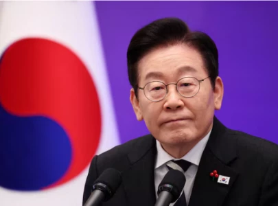 south korea s lee to seek big boost in economic ties in summit with india s modi