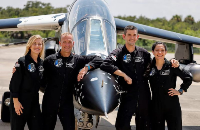 spacex s polaris crew gears up for historic private spacewalk spacex s polaris crew gears up for historic private spacewalk