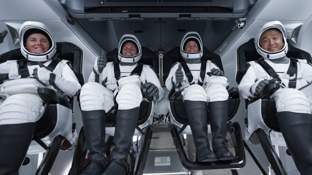 nasa spacex crew return after 5 month mission nasa spacex crew return after 5 month mission