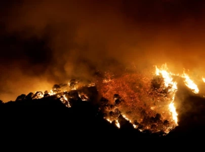fire in southeastern spain active as 470 moved to safety fire in southeastern spain active as 470 moved to safety