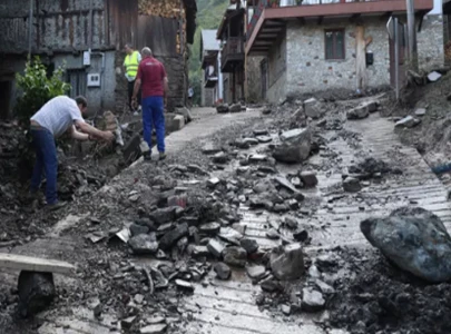 spain flood kills two injures two babies spain flood kills two injures two babies