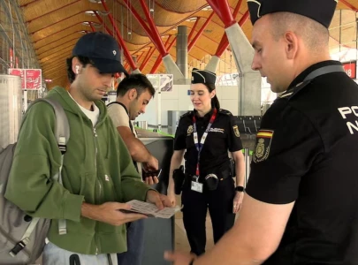 spain checks 200 italy arrivals in border controls after migration row