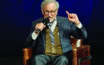 spielberg returns to unknown with ufo thriller