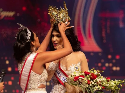 reigning mrs world resigns weeks after pageant controversy