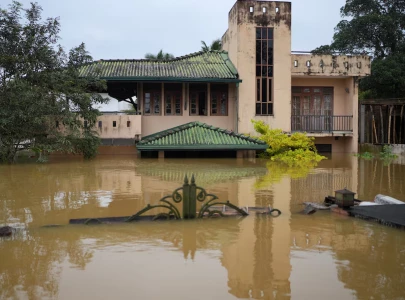 death toll in sri lanka rises to 153 after cyclone ditwah
