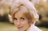 eva marie saint hollywood s graceful enigma is no more