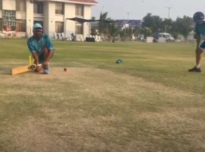 tees maar khan team pakistani cricketers trolled for catching practice during fitness camp tees maar khan team pakistani cricketers trolled for catching practice during fitness camp