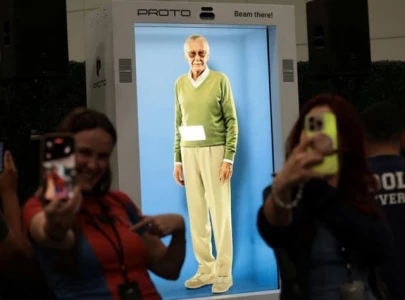 ai hologram of marvel comics creator stan lee debuts at l a comic con ai hologram of marvel comics creator stan lee debuts at l a comic con