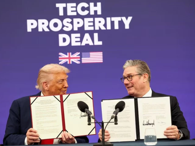 us president donald trump and british prime minister keir starmer present signed documents as they participate in a business leaders reception on tech prosperity deal at chequers near aylesbury britain september 18 2025 photo reuters us president donald trump and british prime minister keir starmer present signed documents as they participate in a business leaders reception on tech prosperity deal at chequers near aylesbury britain september 18 2025 photo reuters