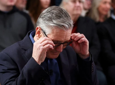 uk starmer loses second key aide in fallout from mandelson epstein scandal