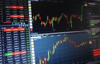 wall street s elite tech index the nasdaq 100 slid 1 2 to a six week low in early trading as chip stocks which have led the ai sugar rush fell the most photo pixabay