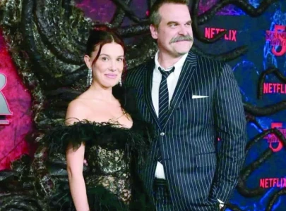 stranger things stars close ranks amid discord rumours stranger things stars close ranks amid discord rumours