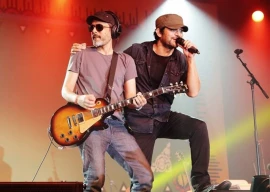 we had an indian audience chanting for pakistan bilal maqsood recalls strings epic story we had an indian audience chanting for pakistan bilal maqsood recalls strings epic story