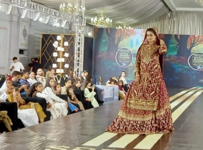 fashion meets glamour at karachi runway spectacle