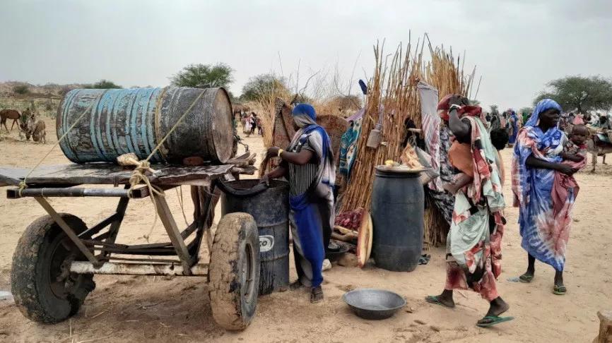 a sudanese woman who fled the violence in her country tries to get water from a barrel near the border between sudan and chad in adre chad april 26 2023 reuters mahamet ramdane a sudanese woman who fled the violence in her country tries to get water from a barrel near the border between sudan and chad in adre chad april 26 2023 reuters mahamet ramdane