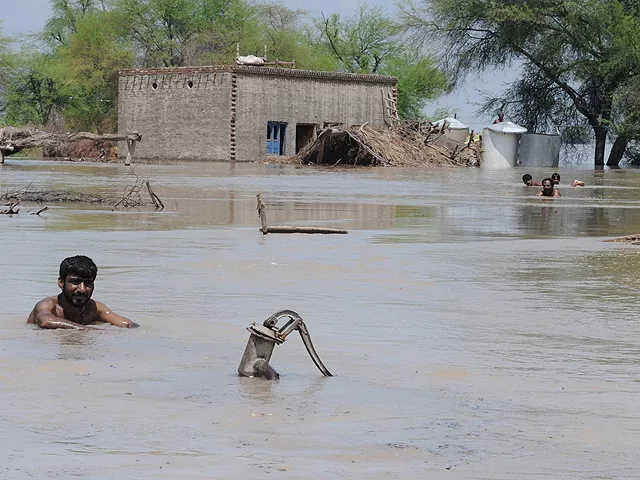 floods to persist in sukkur govt floods to persist in sukkur govt